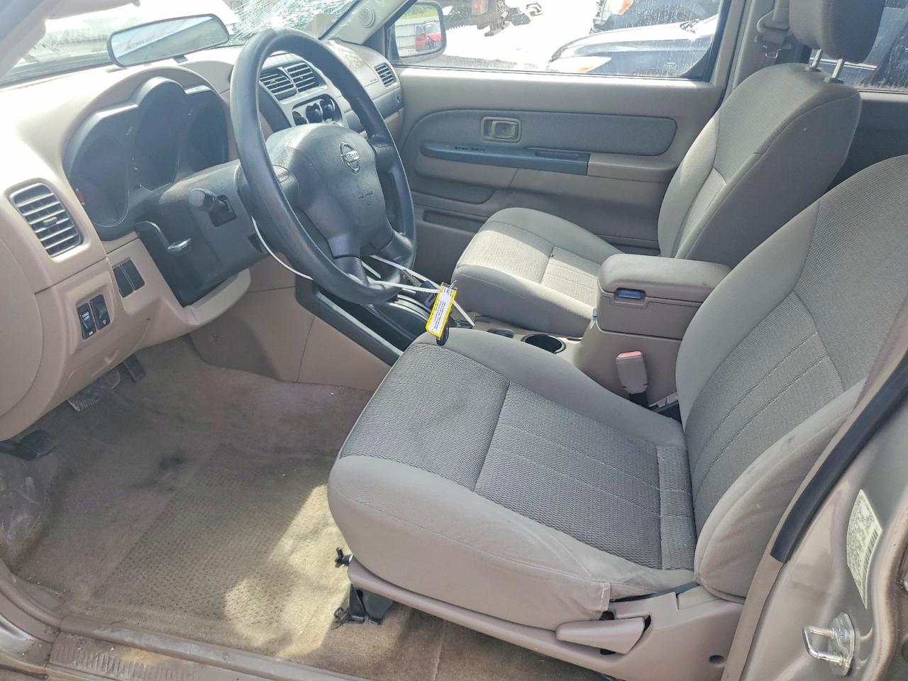 Nissan Frontier Xe-v6