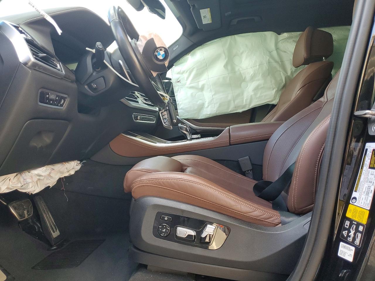 BMW X Series M50i