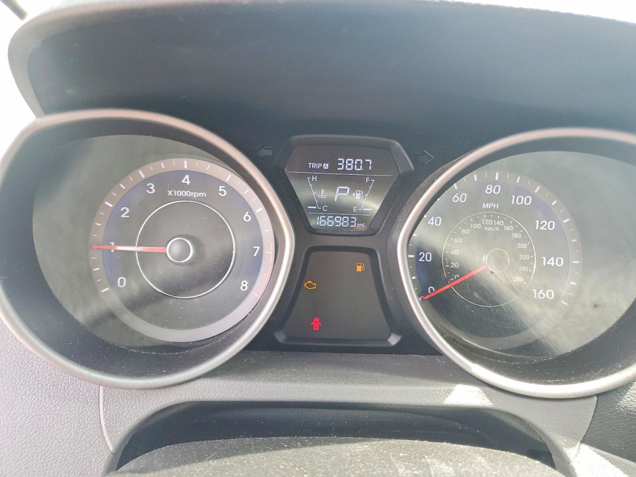 Hyundai ELANTRA Se