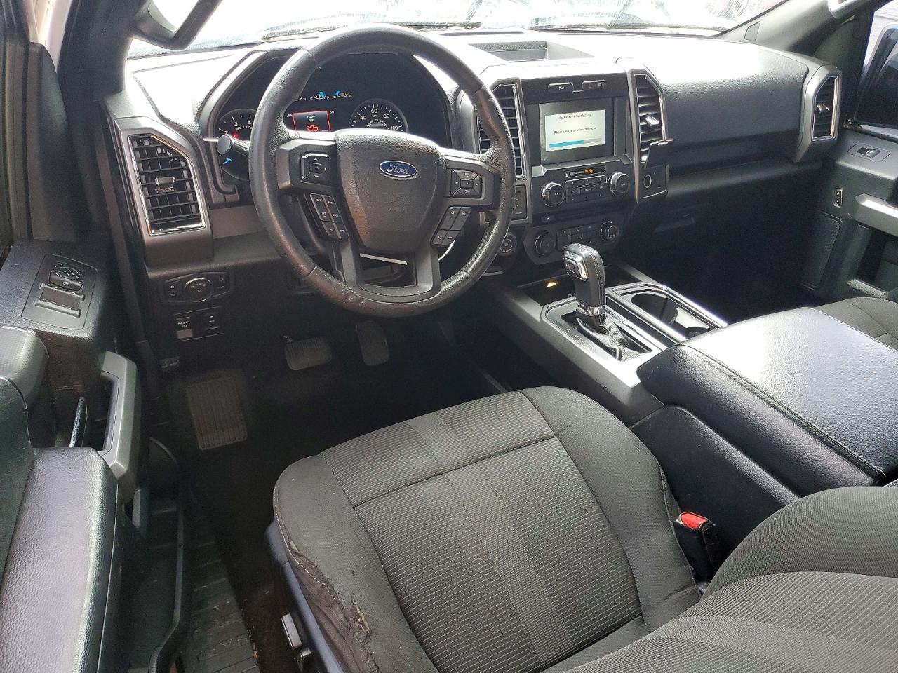 Ford F-150 Super Cab