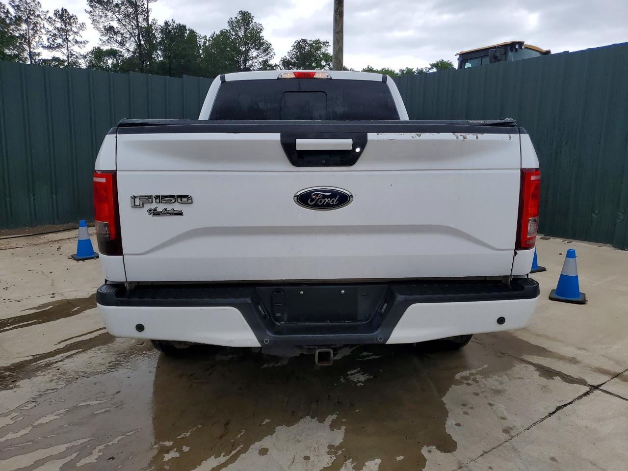 Ford F-150 Super Cab