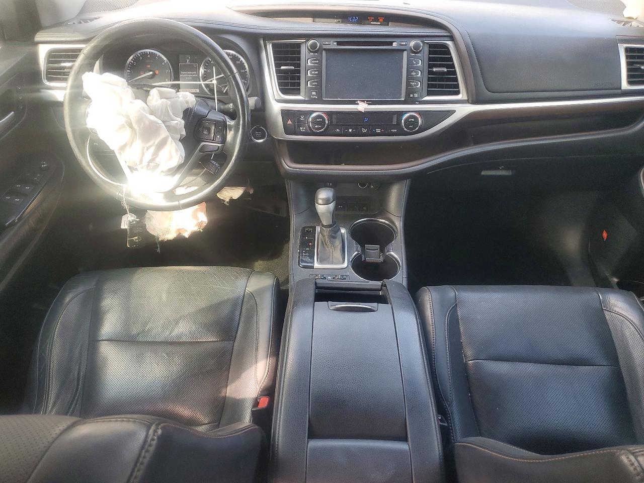 Toyota Highlander Limited Platinum
