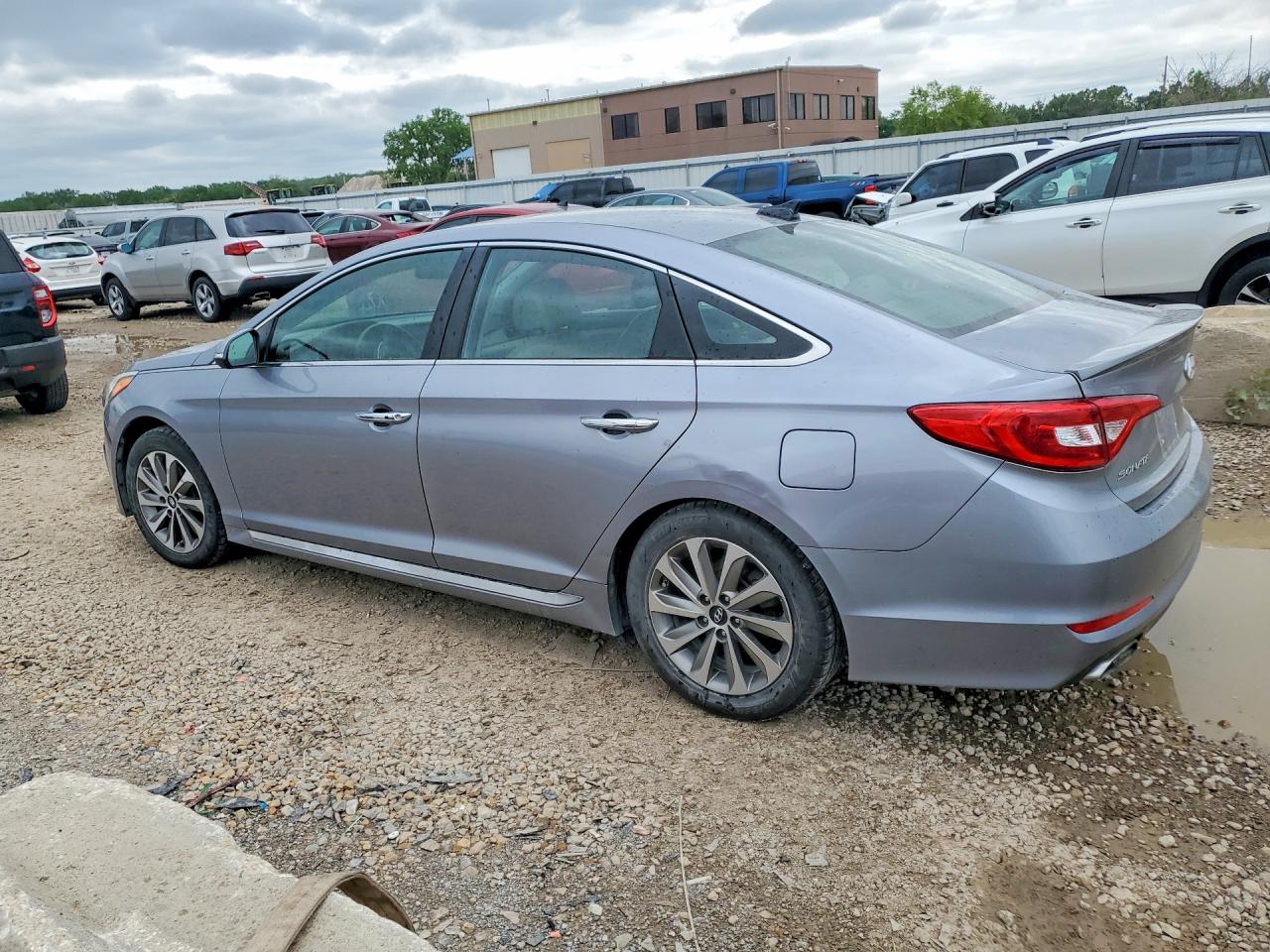 Hyundai SONATA Sport
