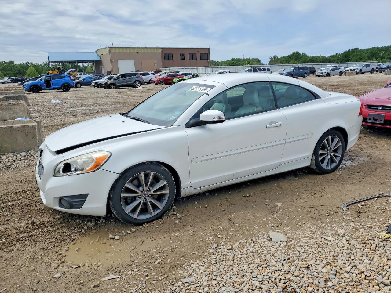 Salvage Volvo C70 Image