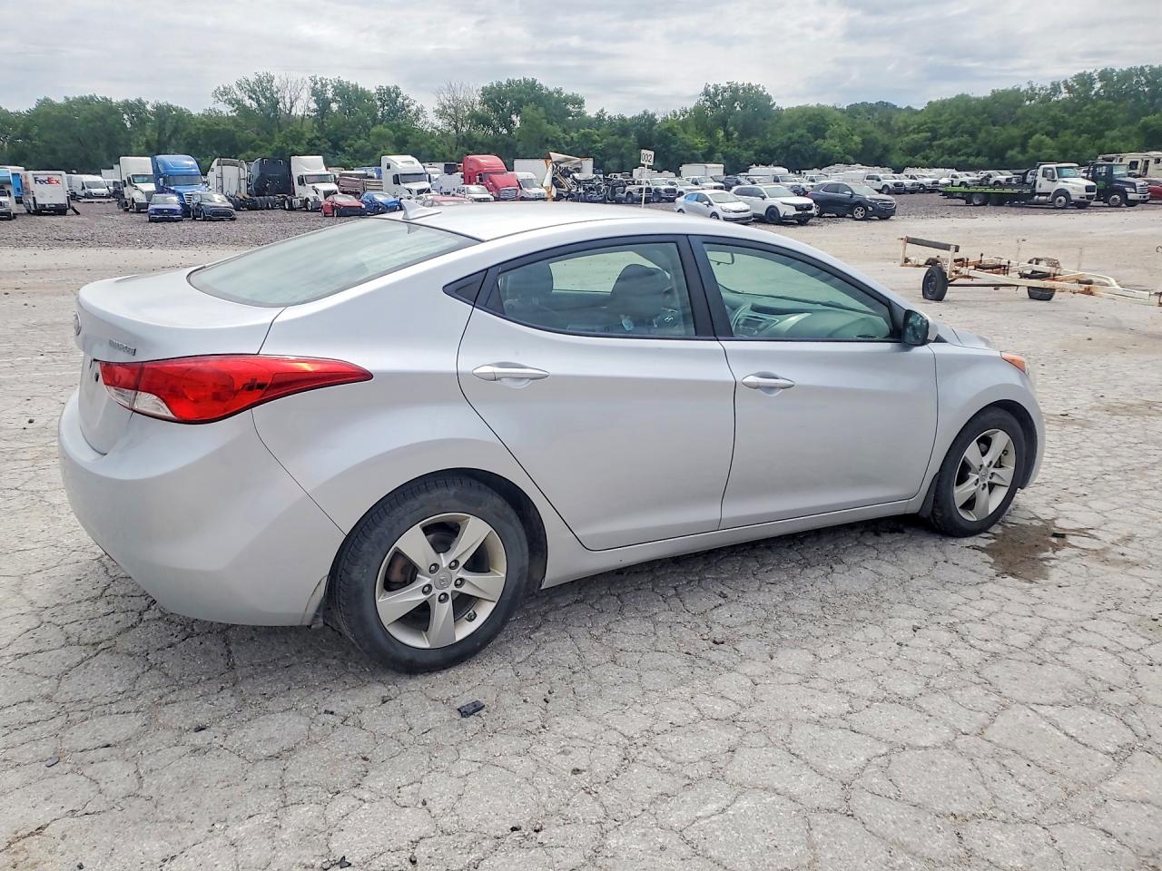 Hyundai ELANTRA Gls