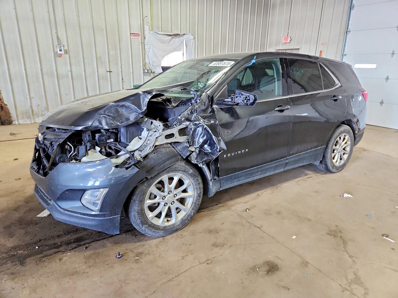Salvage Chevrolet Equinox Image