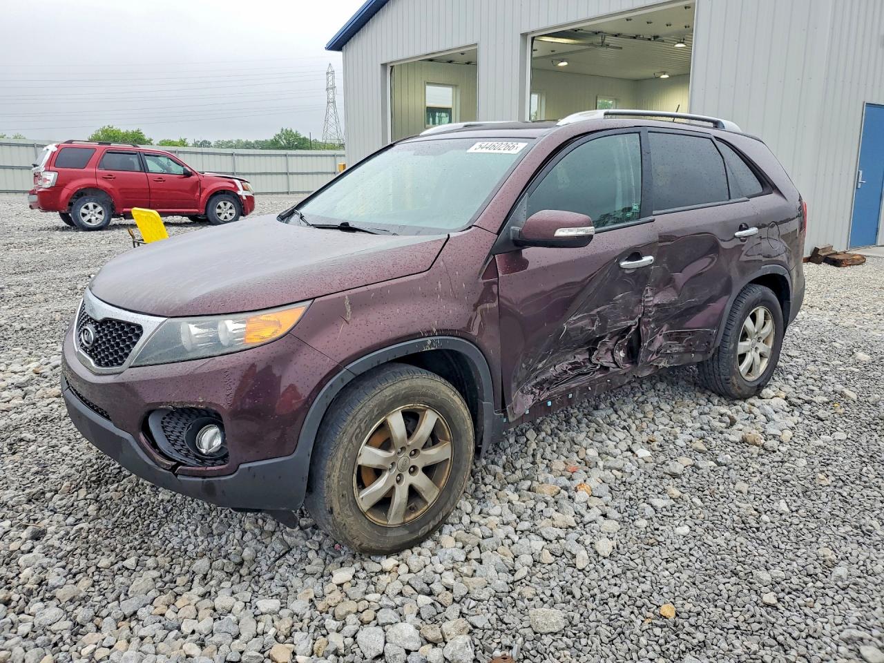 Salvage Kia Sorento Image