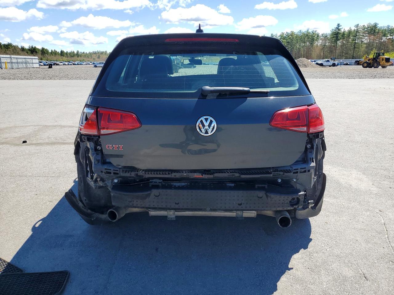 Volkswagen GTI S