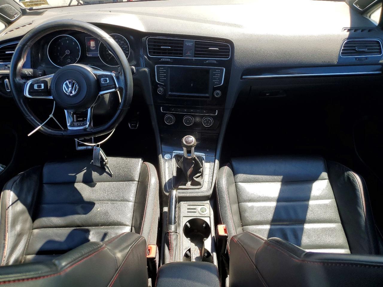 Volkswagen GTI S