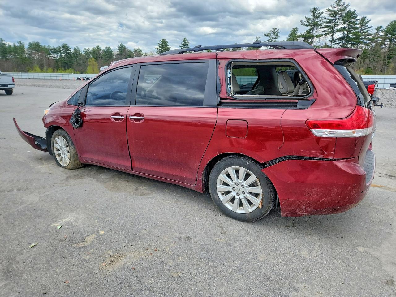 Toyota Sienna Limited 7-passenger