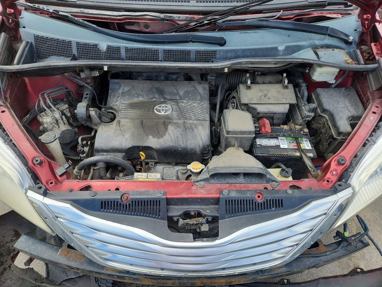 Toyota Sienna Limited 7-passenger