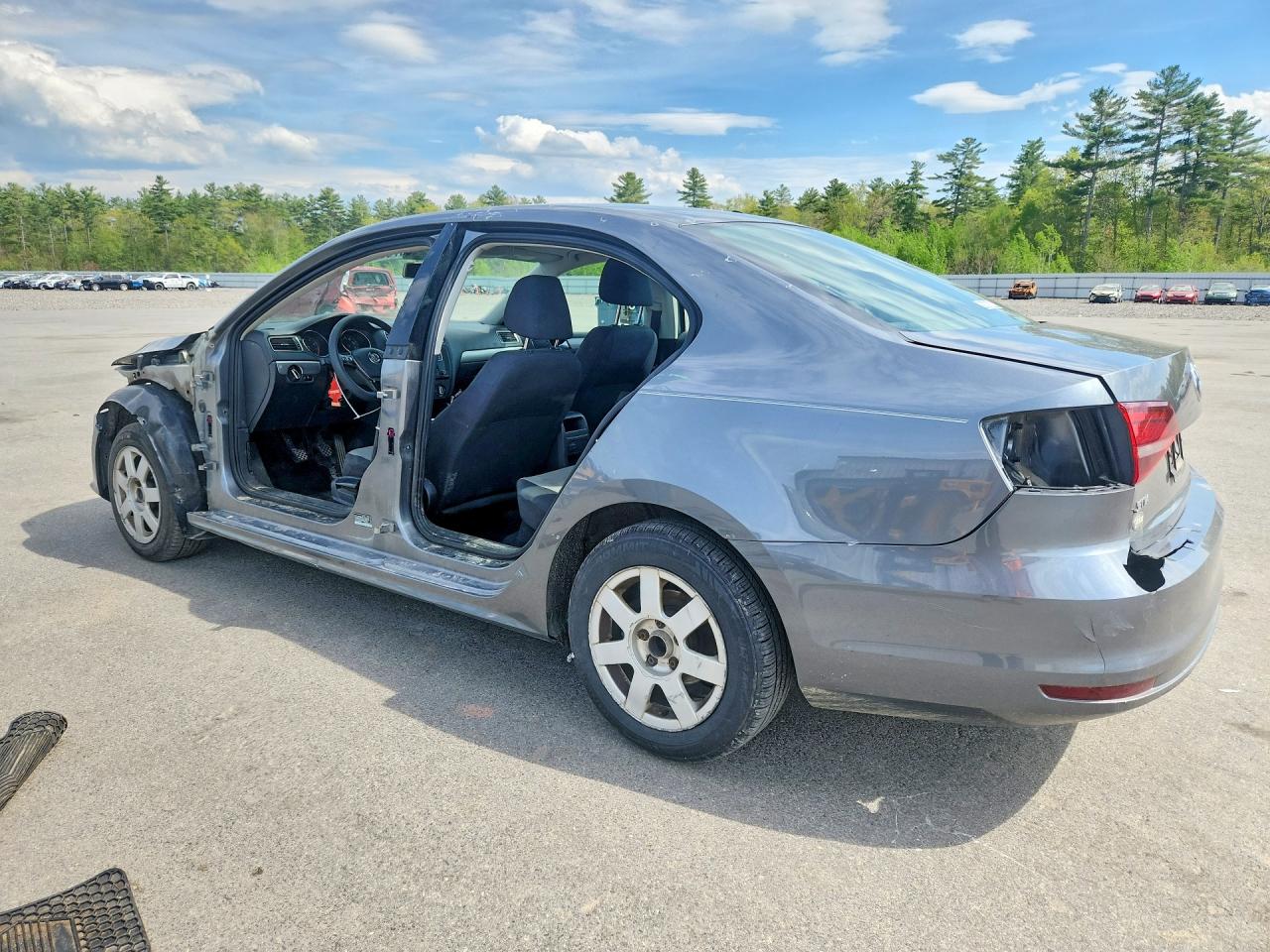 Volkswagen Jetta S