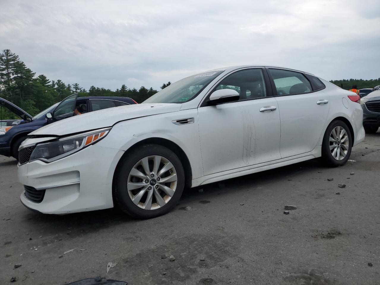 Salvage Kia Optima Image