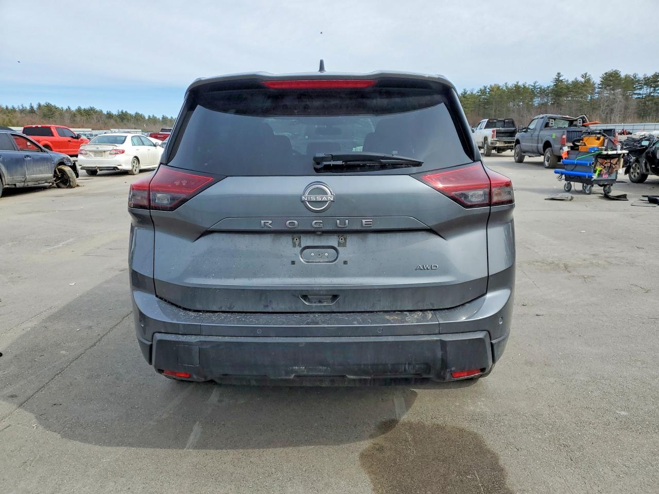 Nissan Rogue S