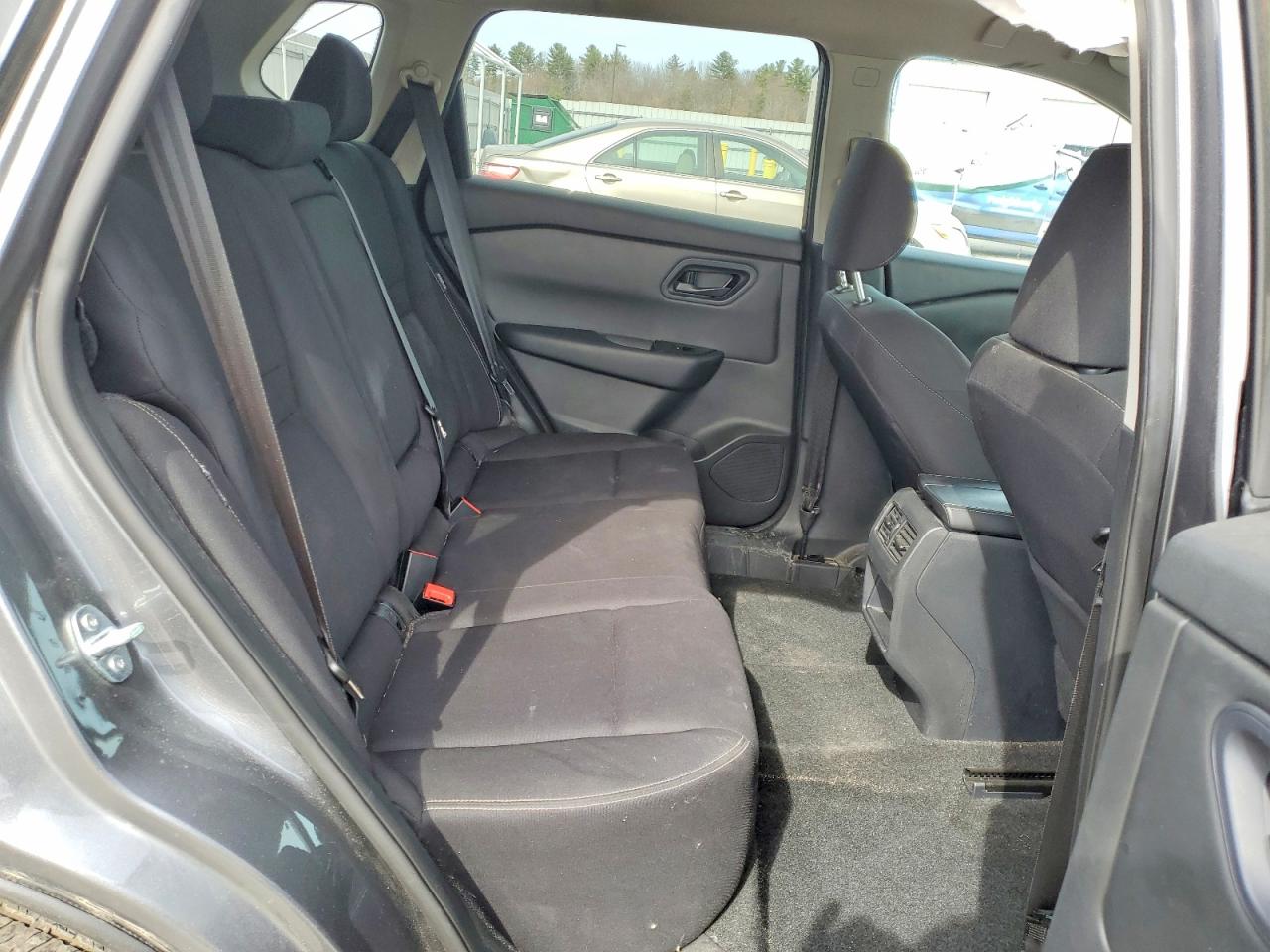 Nissan Rogue S