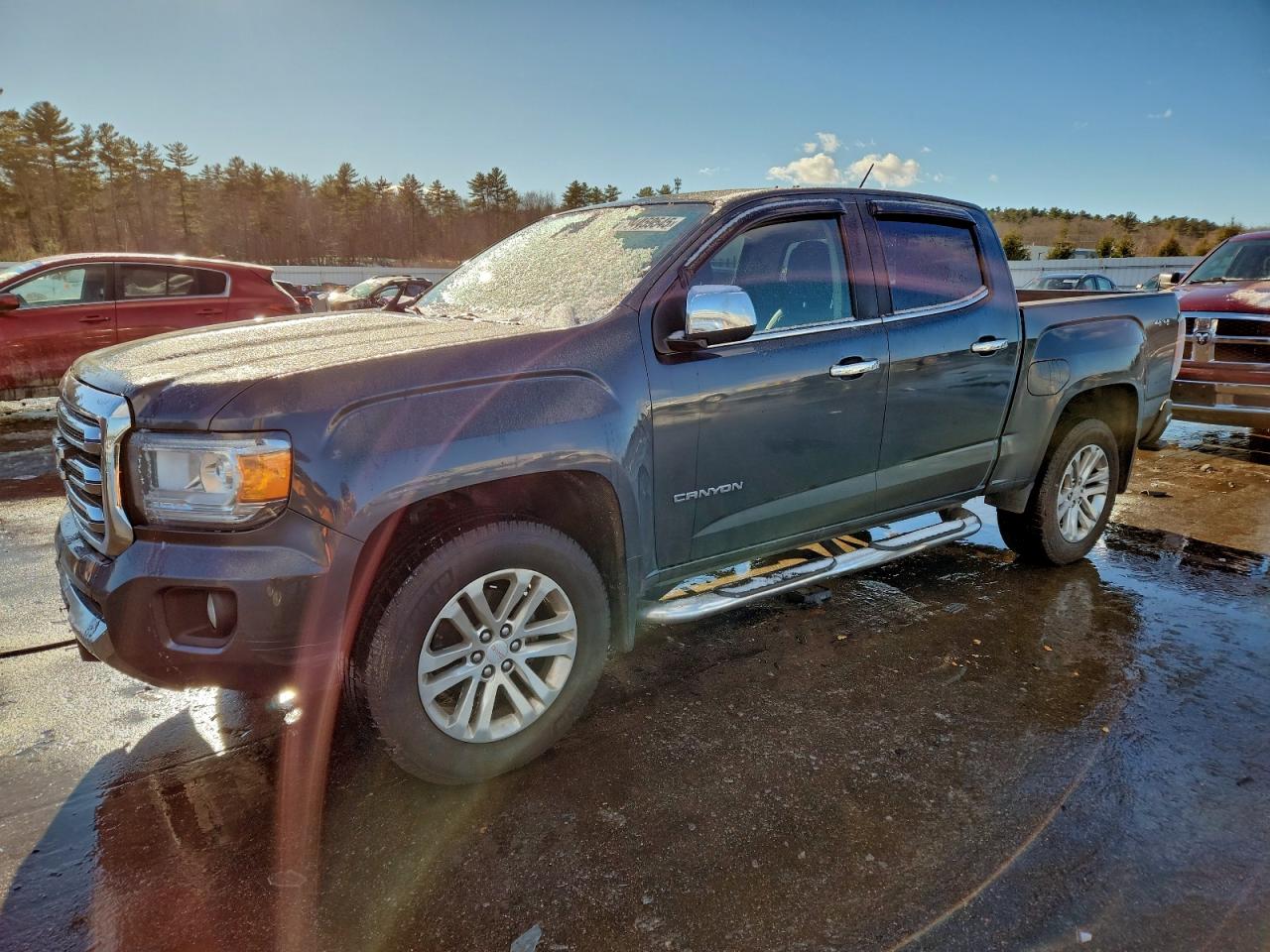 Salvage GMC Canyon Image
