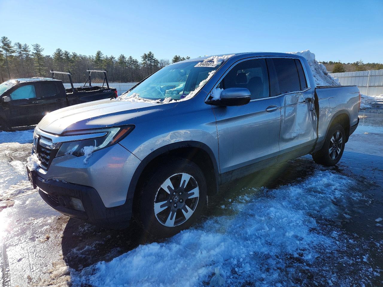 Salvage Honda Ridgeline Image