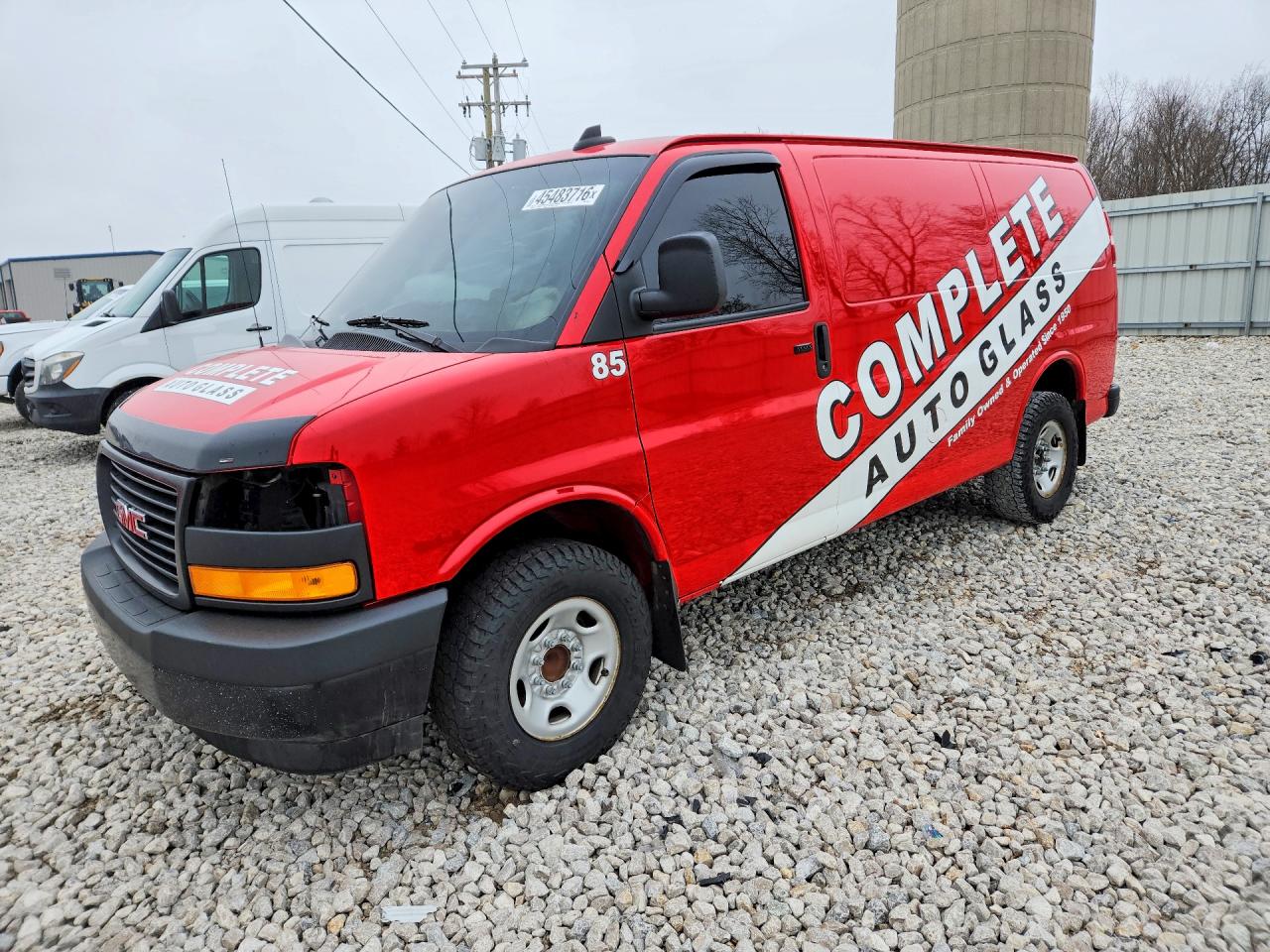 Salvage GMC Savana Image