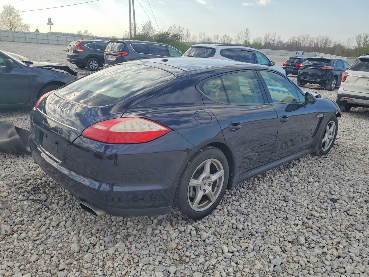 Porsche Panamera 2