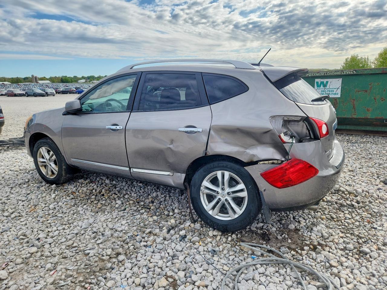 Nissan Rogue S