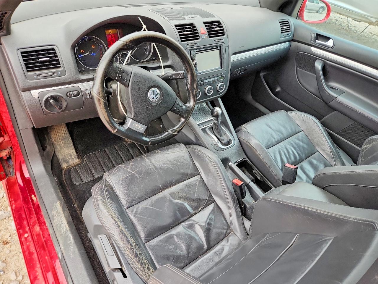 Volkswagen R32