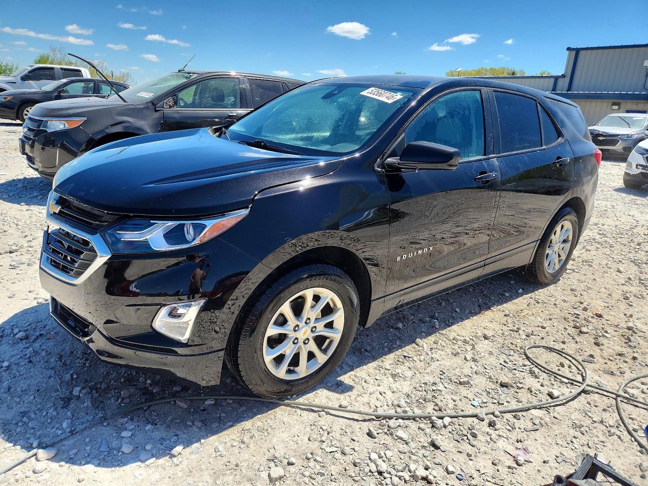 Salvage Chevrolet Equinox Image