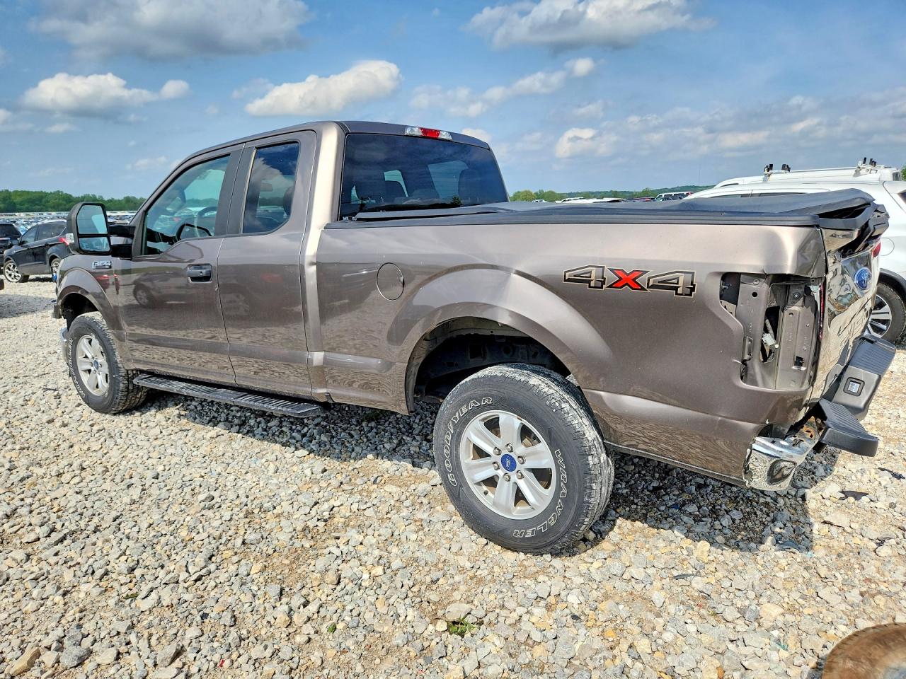 Ford F-150 Super Cab