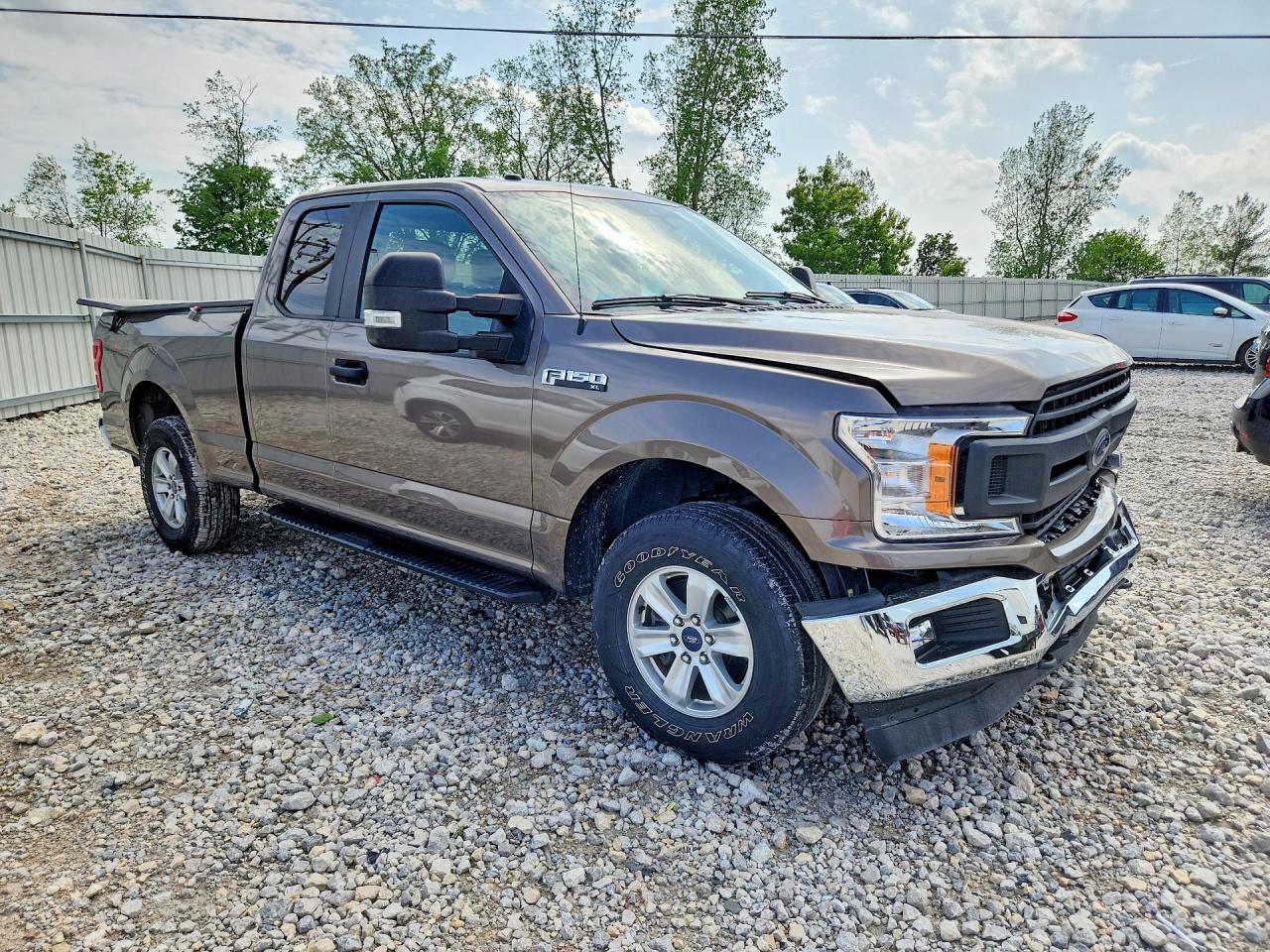 Ford F-150 Super Cab