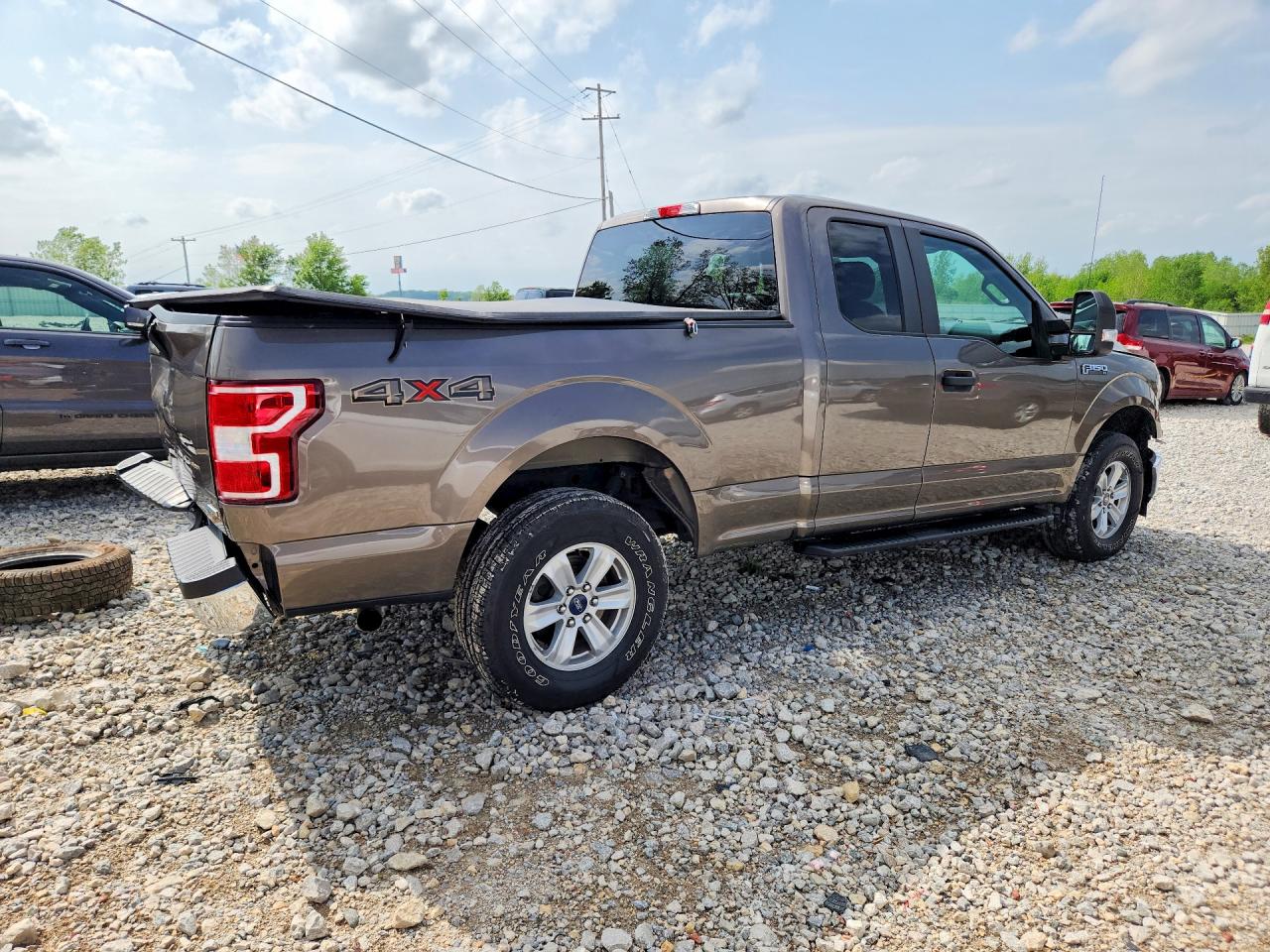 Ford F-150 Super Cab