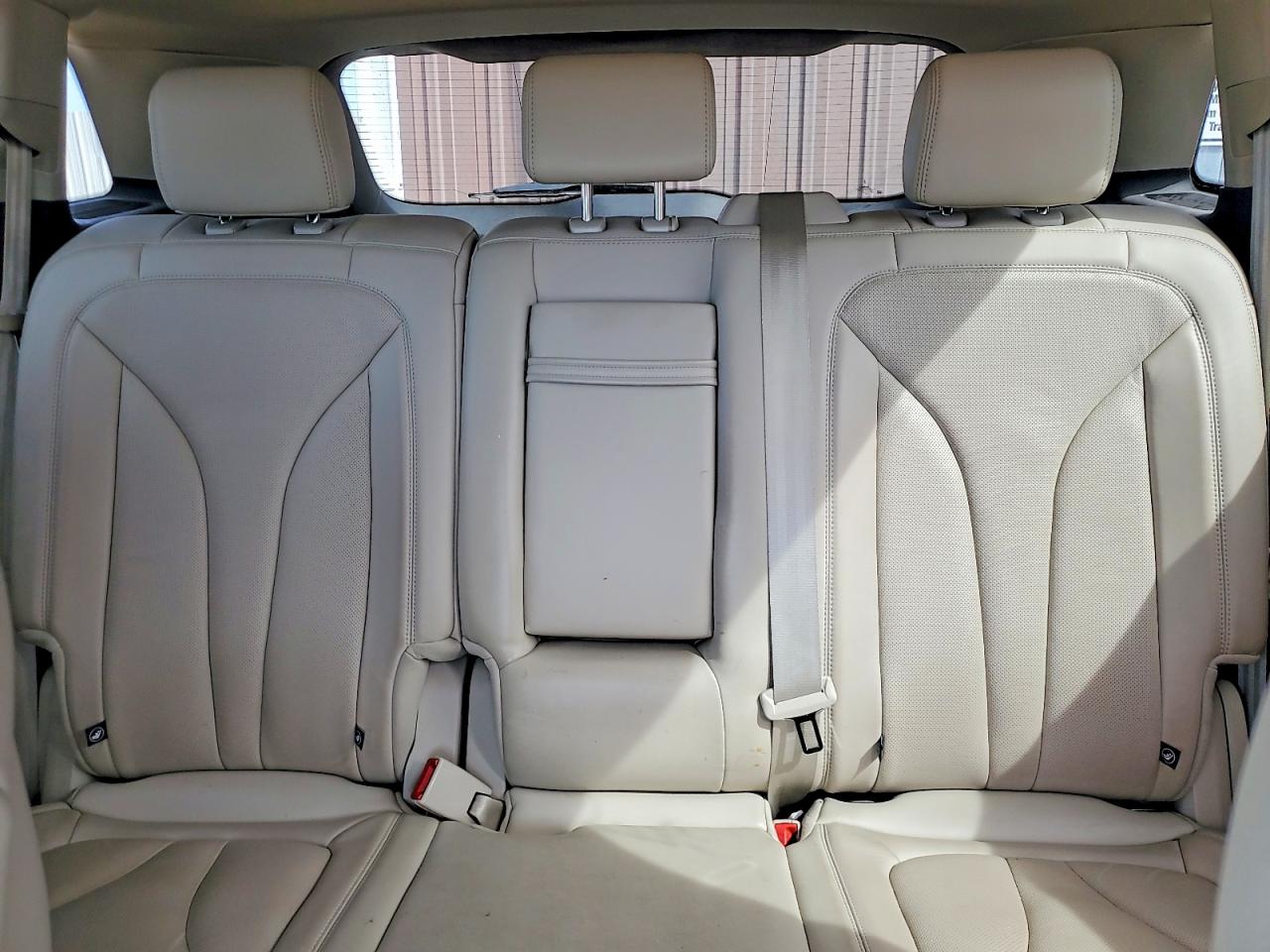 Lincoln MKX Reserve
