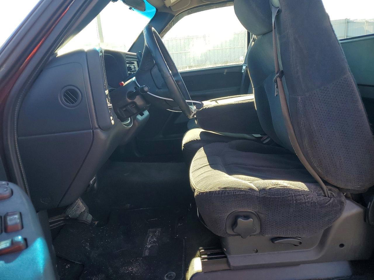 Chevrolet Silverado C1500