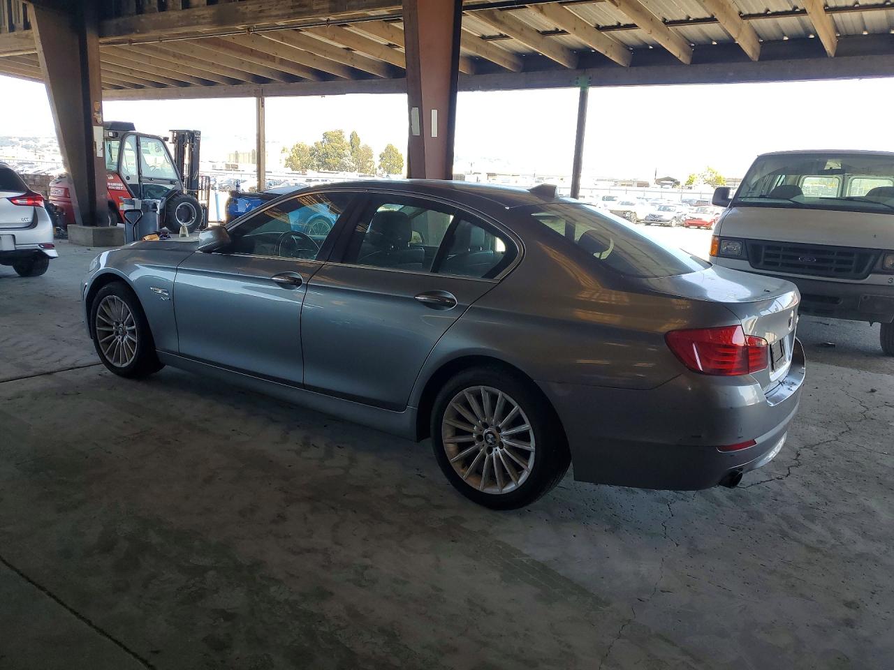 BMW 5 Series Xi