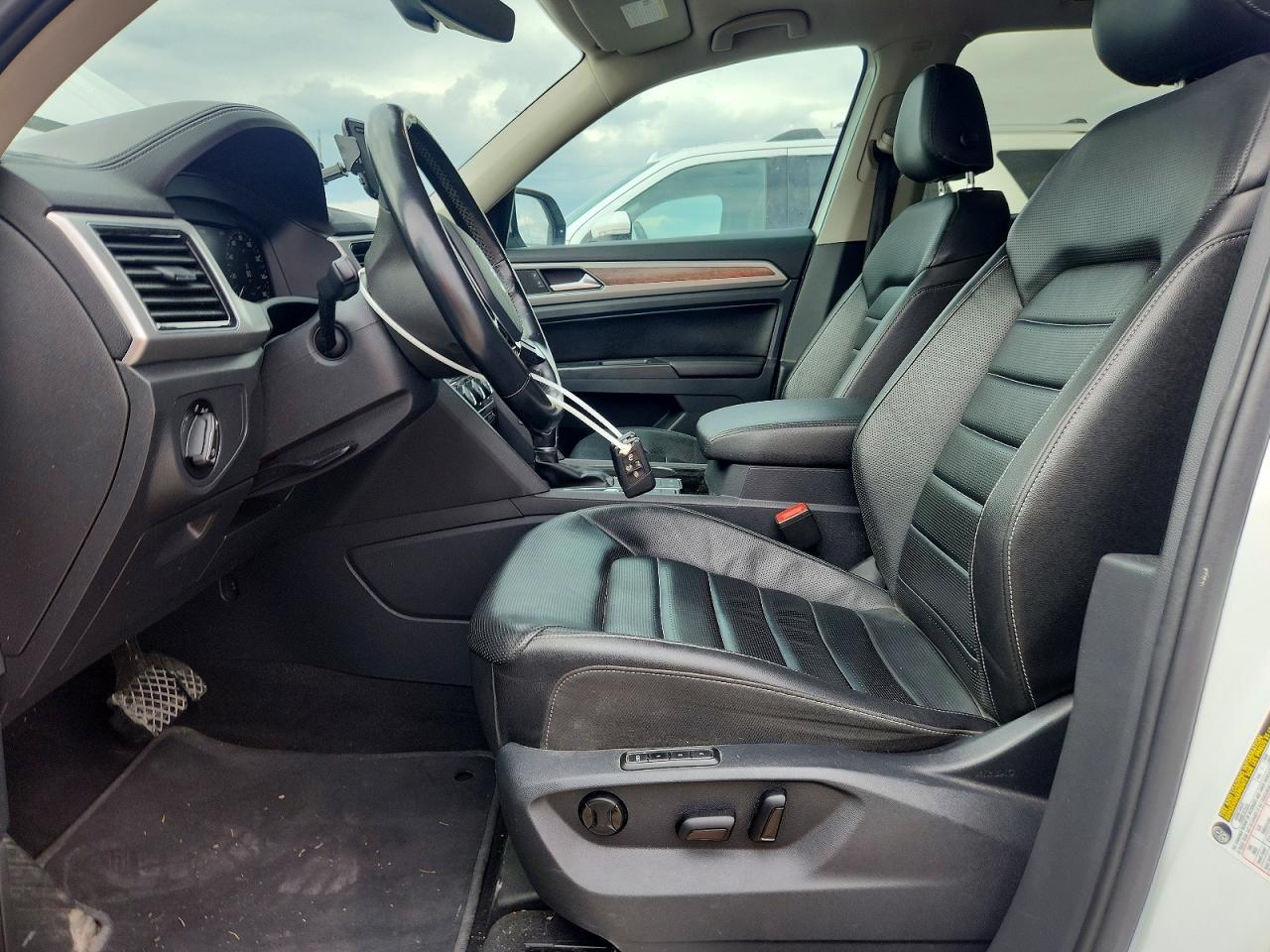 Volkswagen Atlas Sel Premium