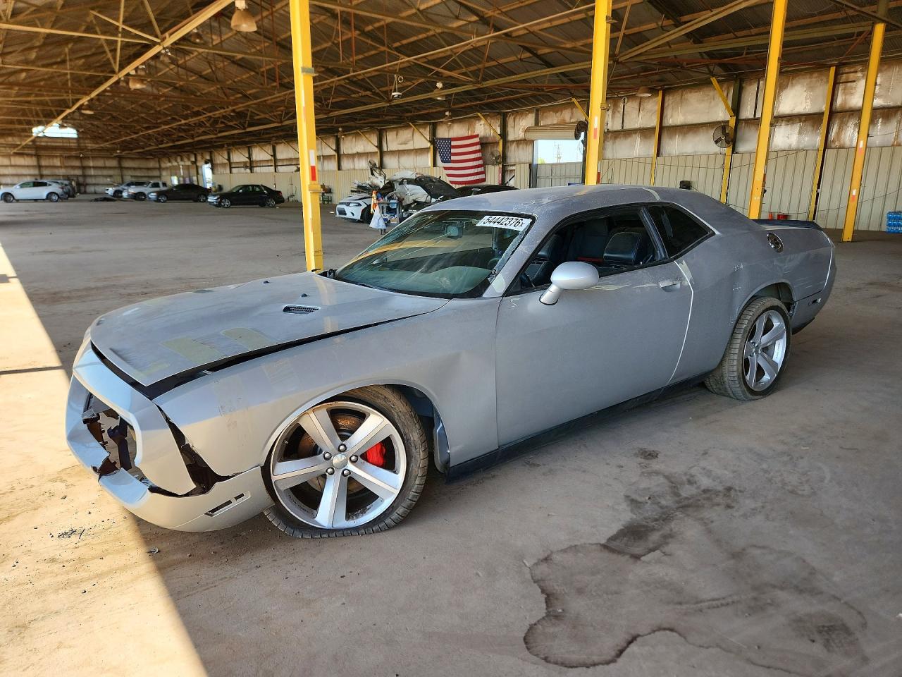 Salvage Dodge Challenger Image