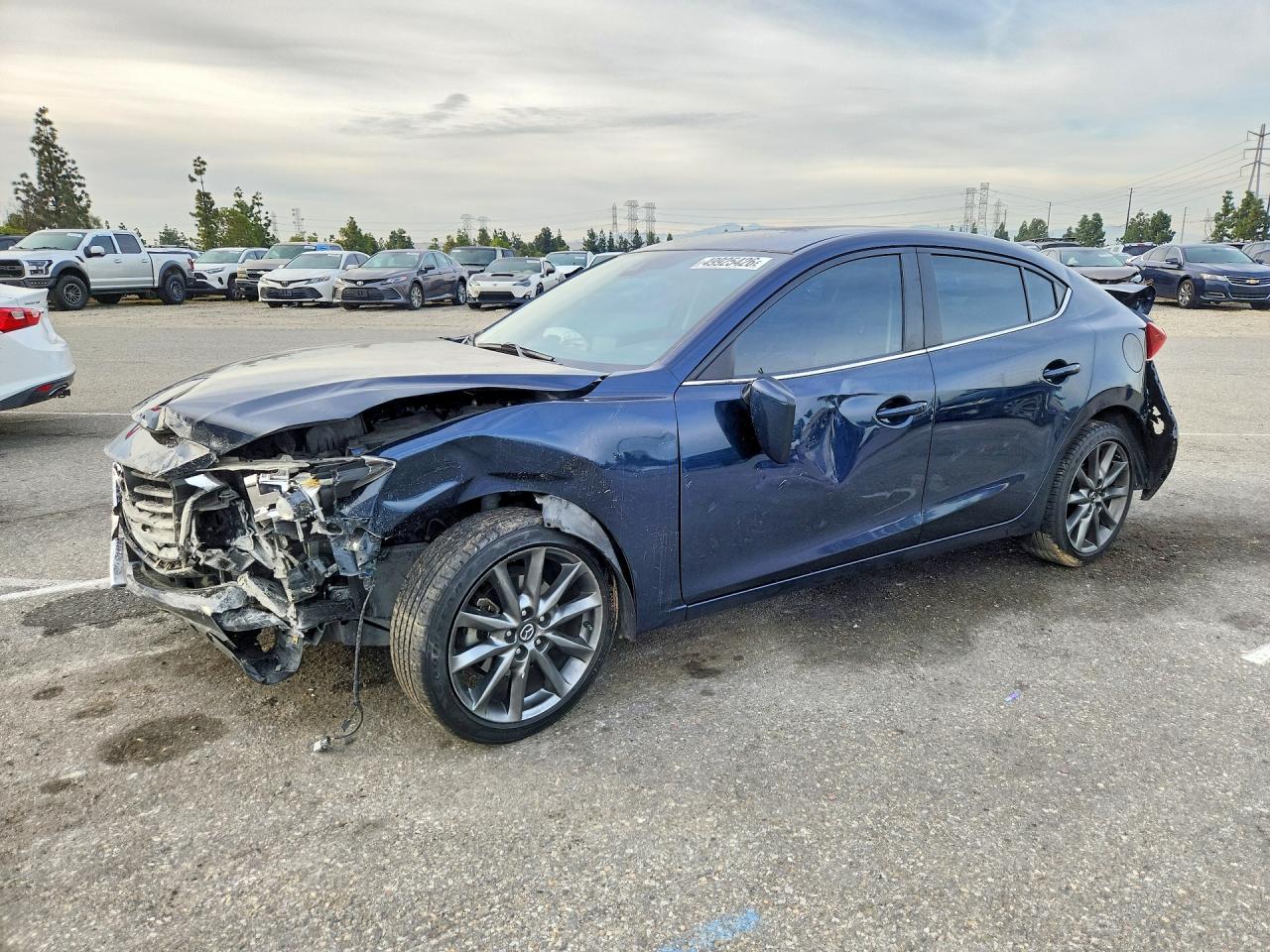 Salvage Mazda 3 Image