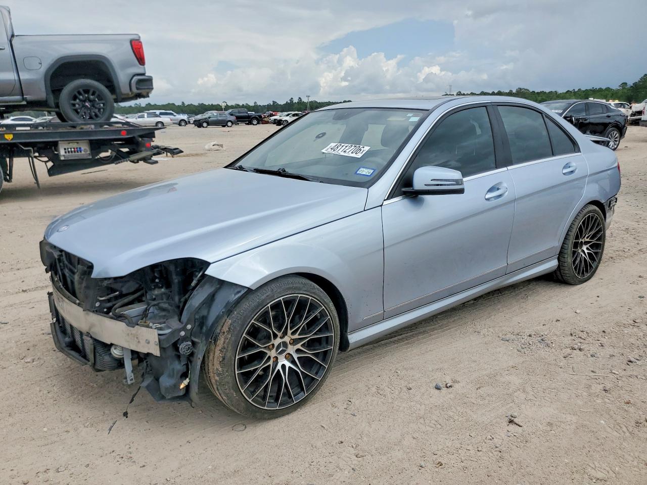 Salvage Mercedes-Benz C-Class Image