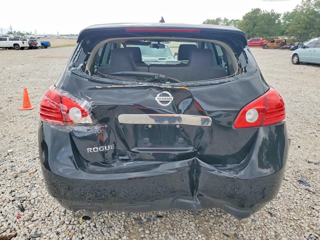 Nissan Rogue S