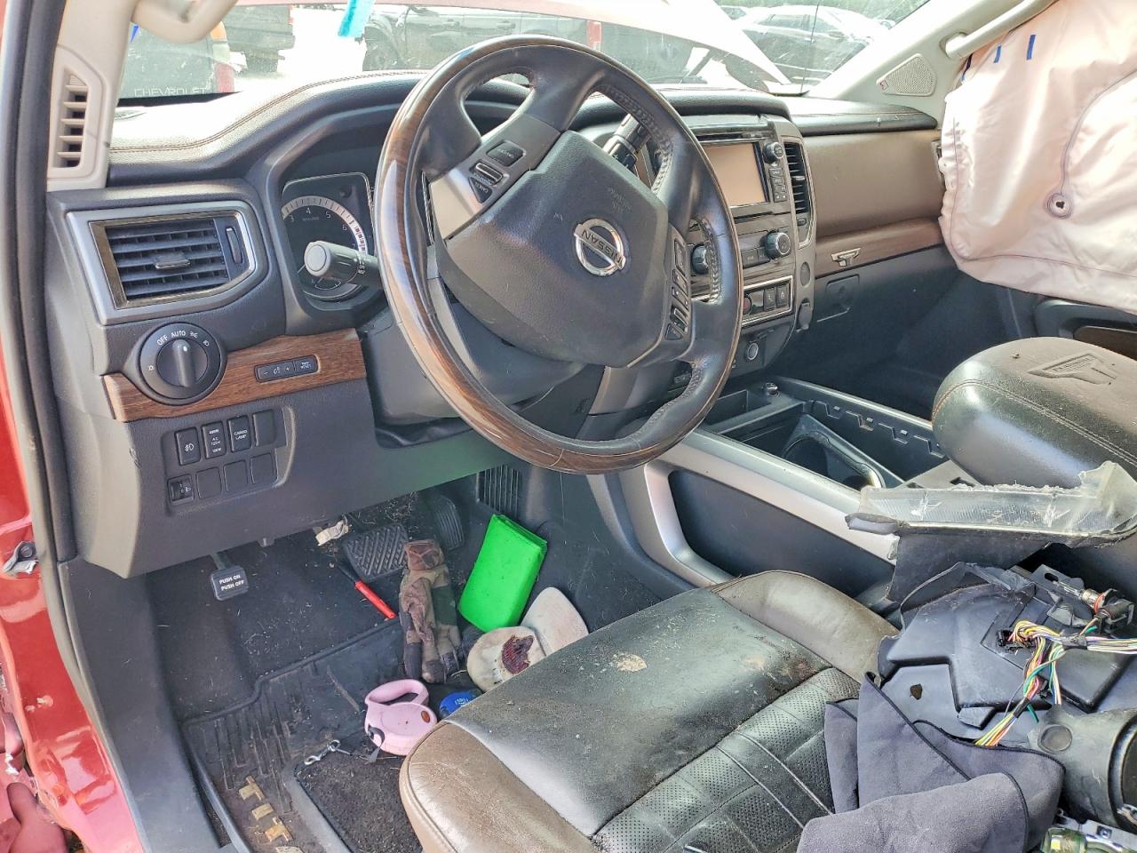 Nissan Titan Platinum Reserve