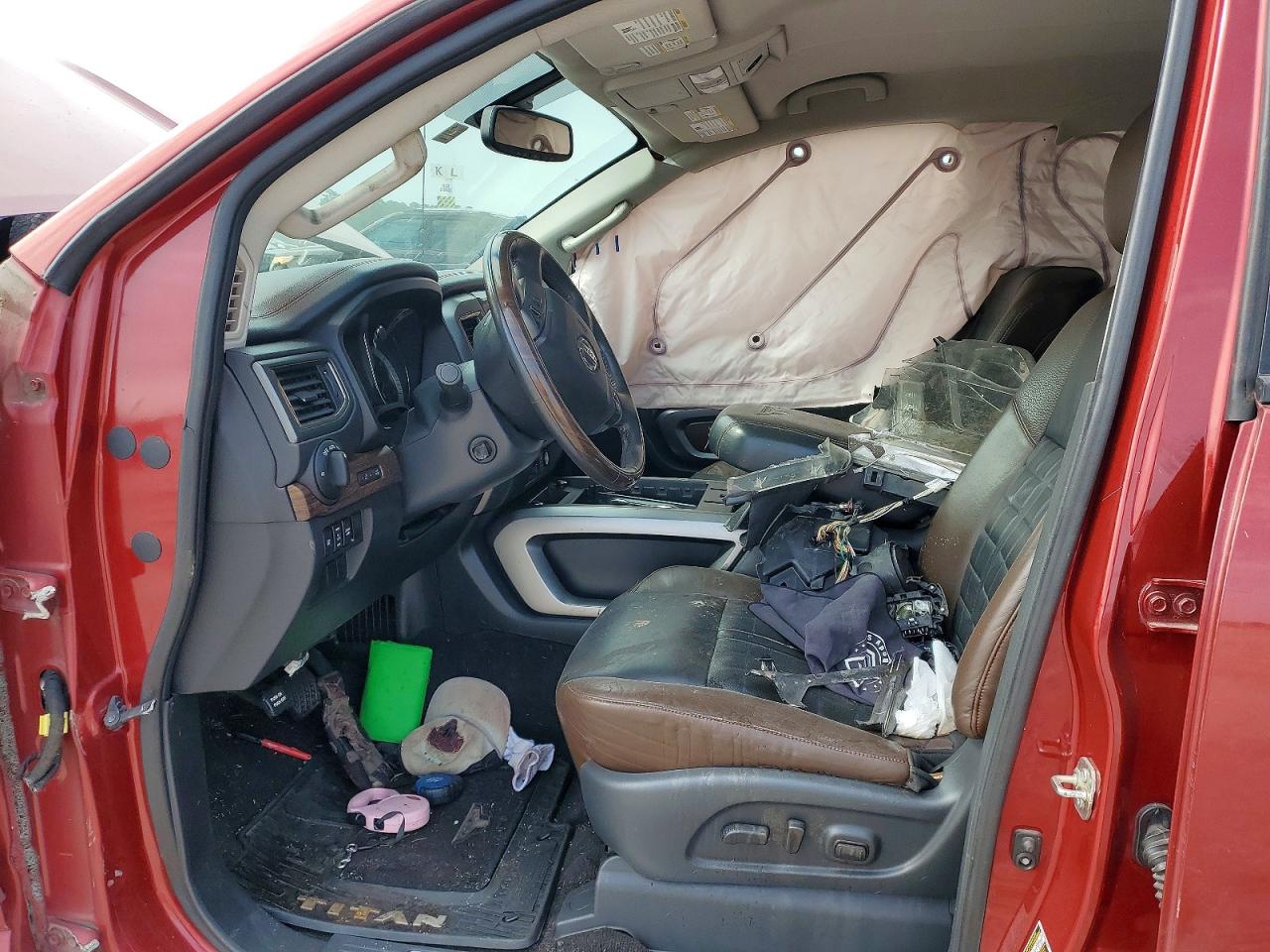 Nissan Titan Platinum Reserve