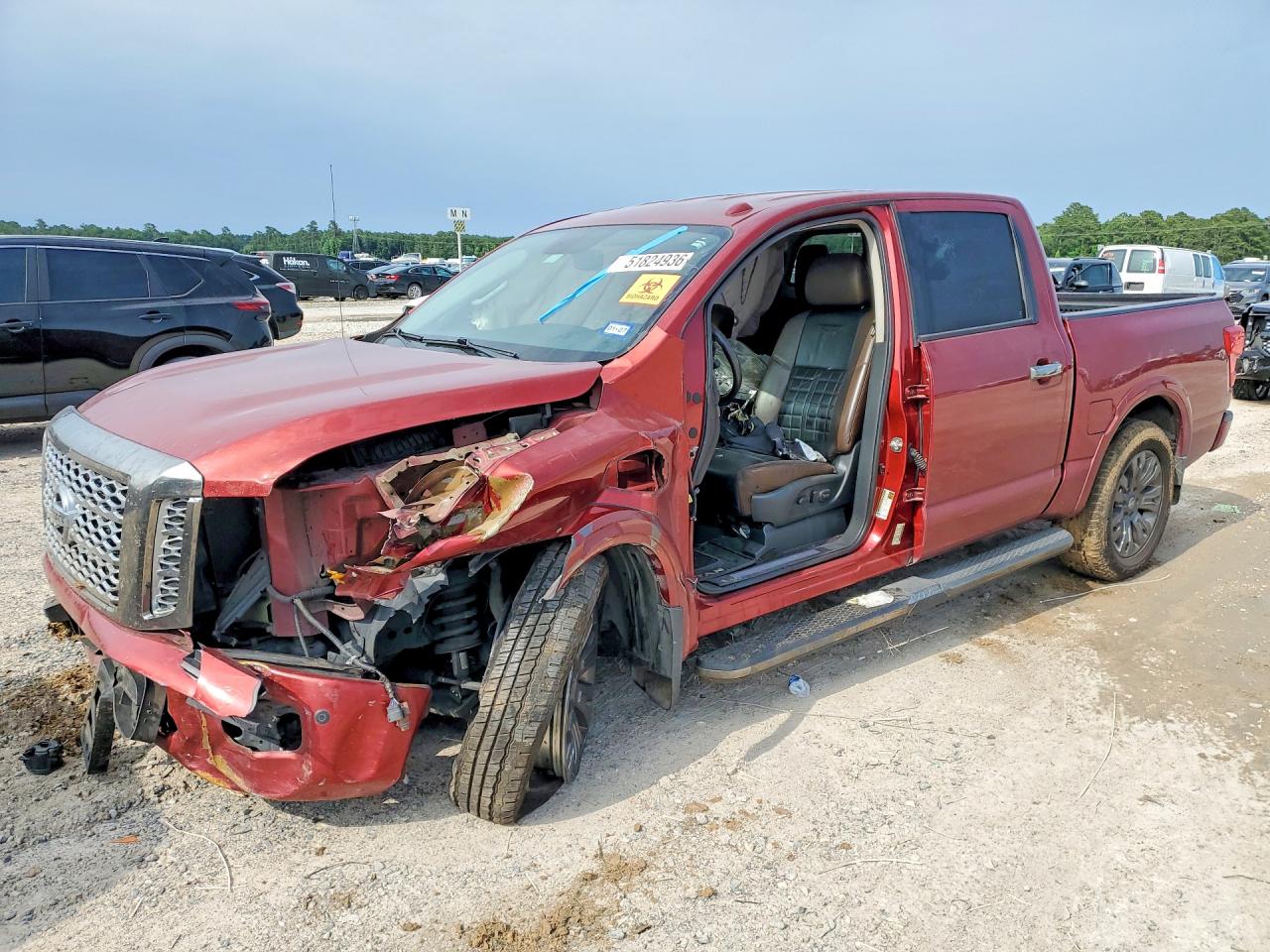 Salvage Nissan Titan Image
