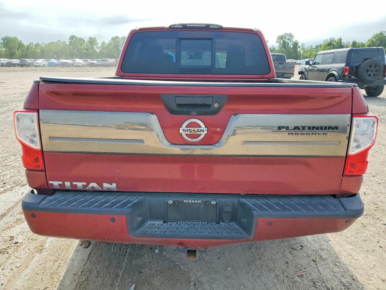 Nissan Titan Platinum Reserve