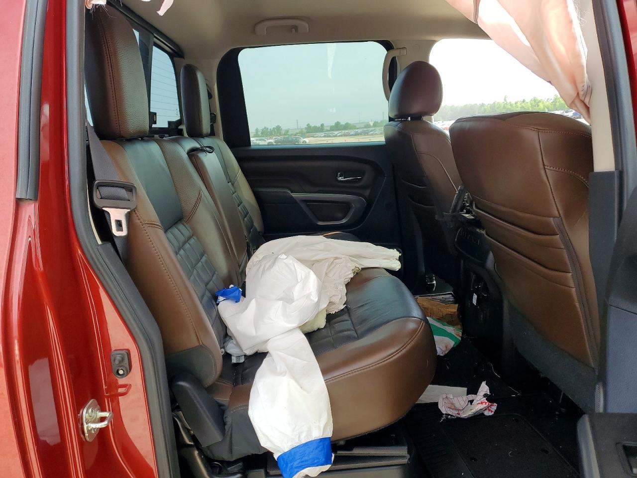 Nissan Titan Platinum Reserve