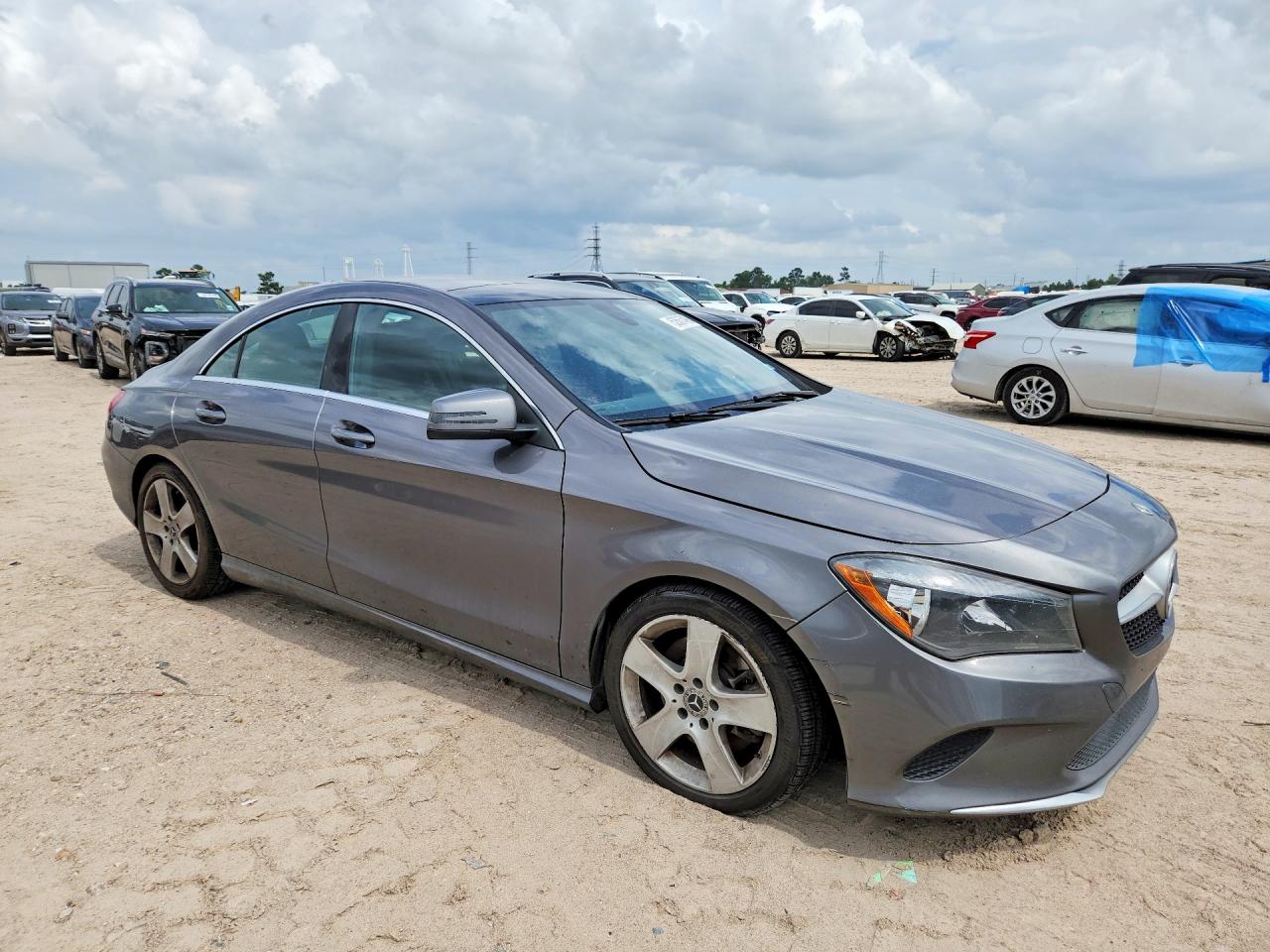 Mercedes-Benz Cla-class 250
