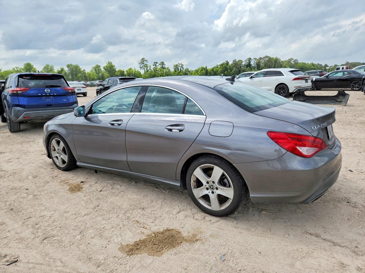 Mercedes-Benz Cla-class 250