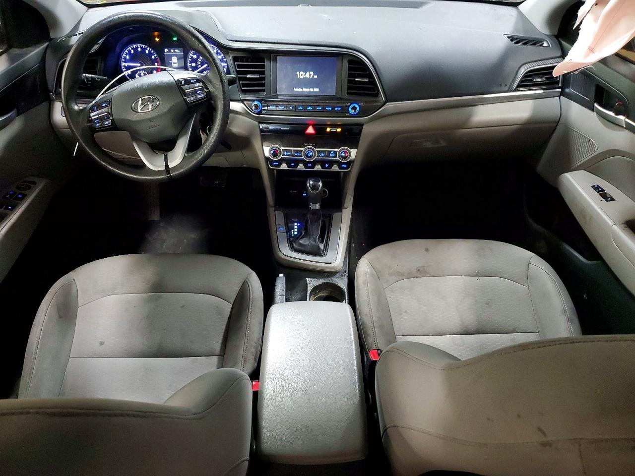Hyundai ELANTRA Sel