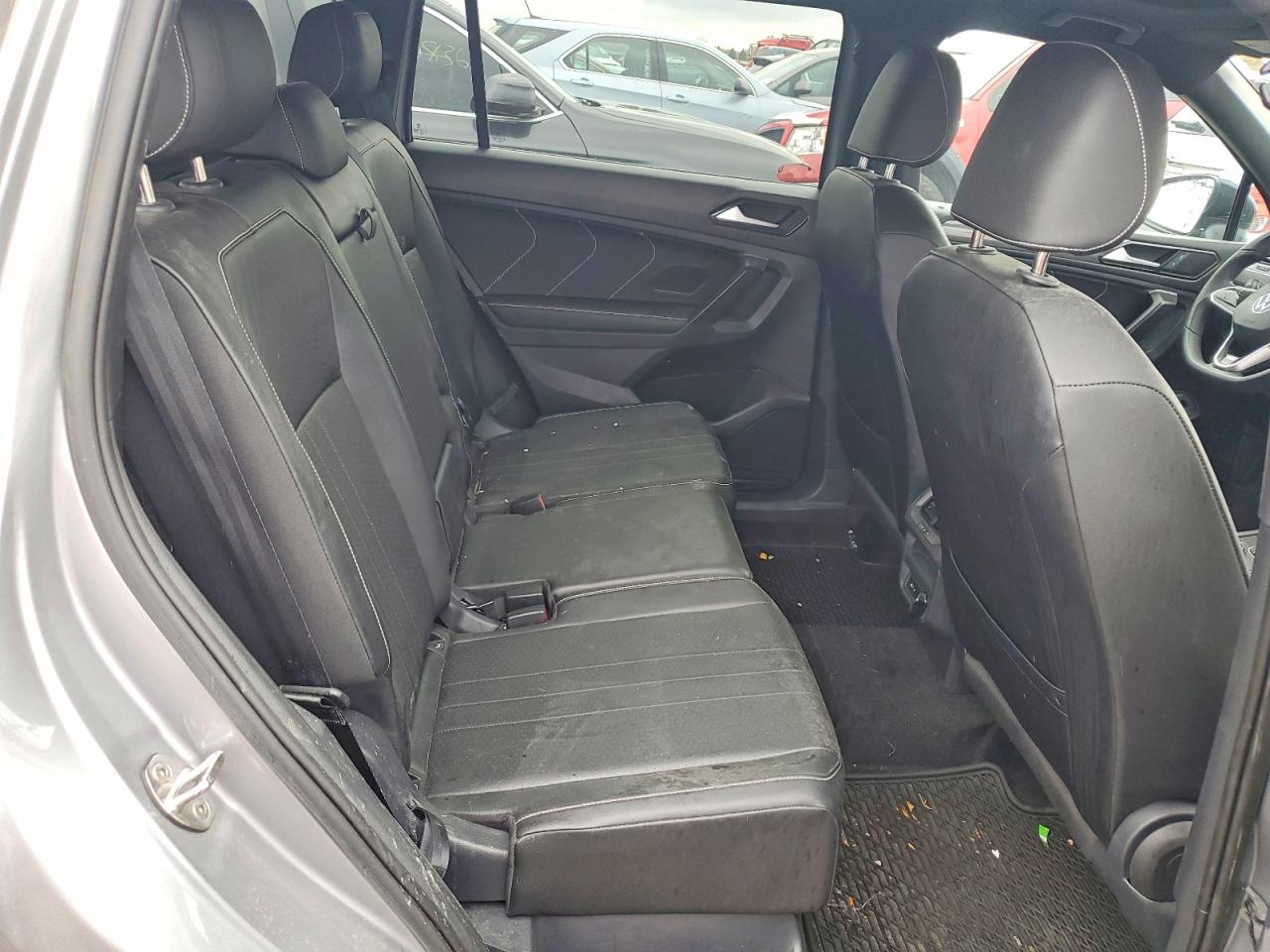 Volkswagen Tiguan Se R-line Black