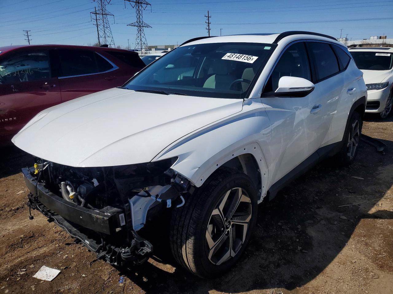 Salvage Hyundai TUCSON Image