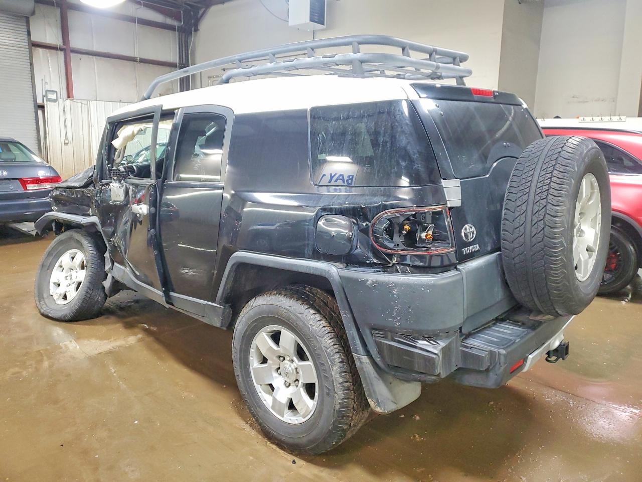 Toyota FJ Cruiser Base