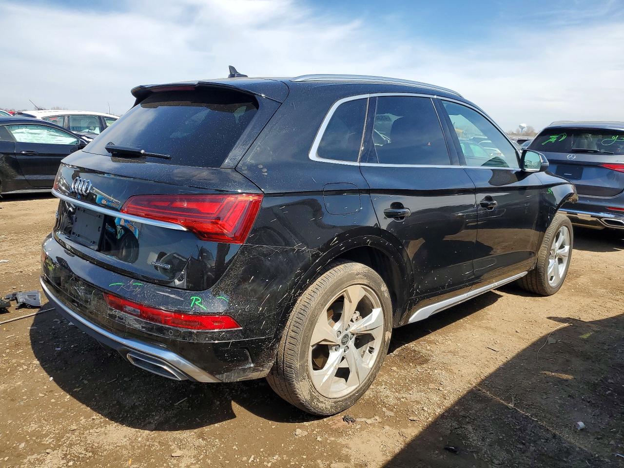 Audi Q5 Premium Plus 45