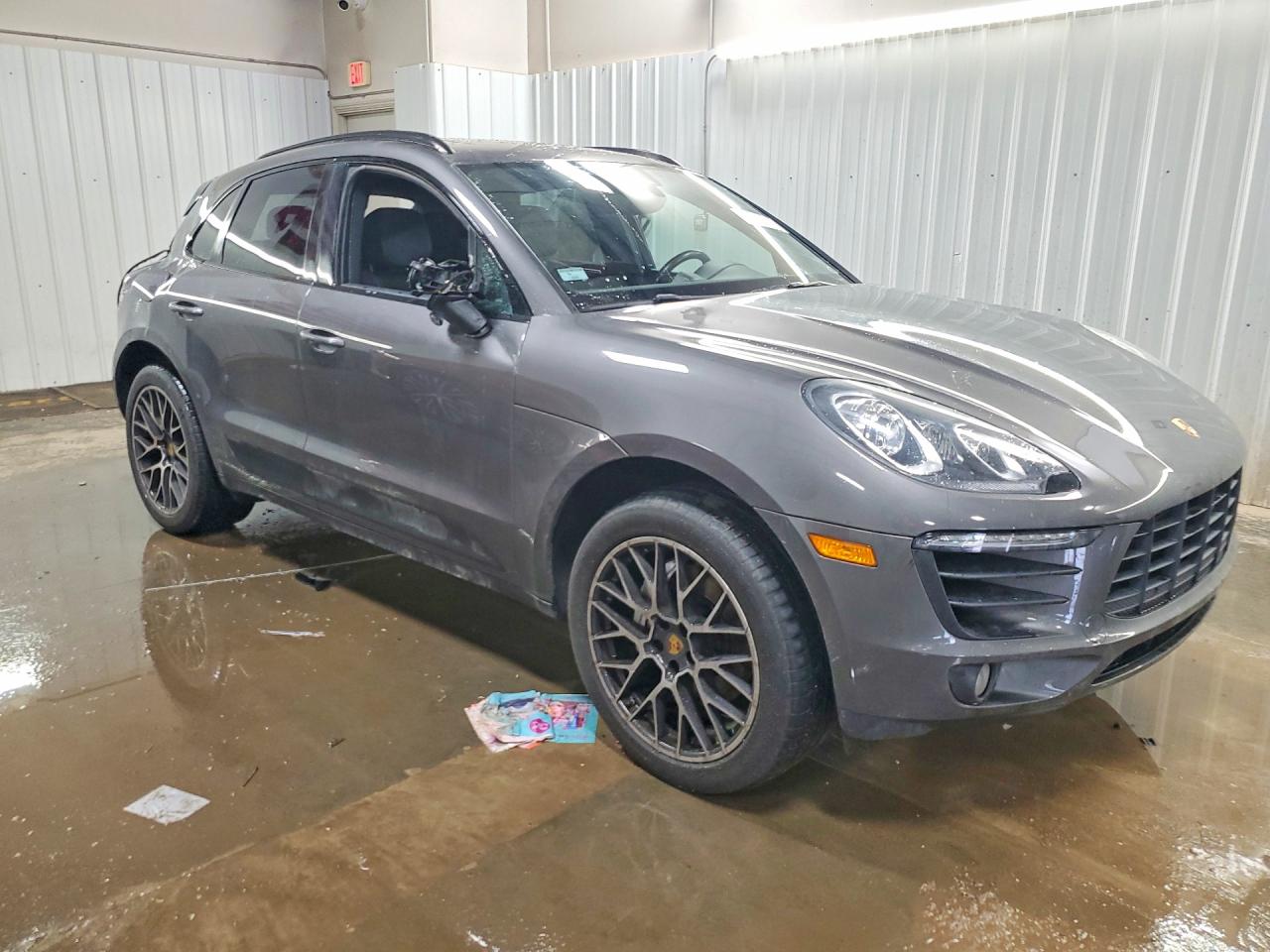 Porsche Macan S